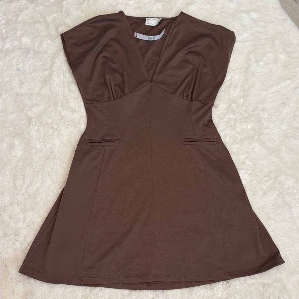 ASOS Brown V-Neck Mini Dress - Picture 3 of 4